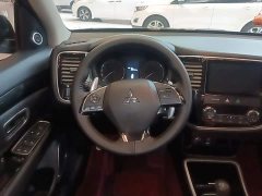 Mitsubishi Outlander 2.4L AWD Enjoy Edition 5-Seater - ფოტო 10