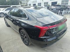 FAW Hongqi H5 PHEV 130 Super Hybrid Edition - ფოტო 4