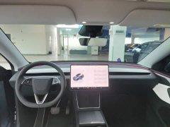 Tesla Model Y Long Range All-Wheel Drive Launch Edition - ფოტო 9