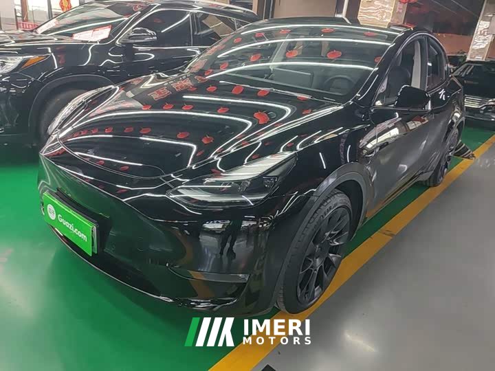 Tesla Model Y Standard Range RWD