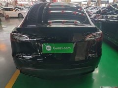 Tesla Model Y Standard Range RWD - ფოტო 5