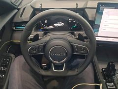 Lynk & Co 03 1.5T DCT Halo - ფოტო 10