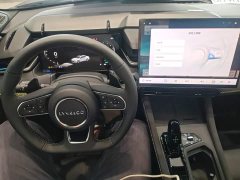 Lynk & Co 03 1.5T DCT Halo - ფოტო 9