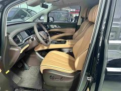Denza D9 DM-i 980 Four-Wheel Drive Premium - ფოტო 11