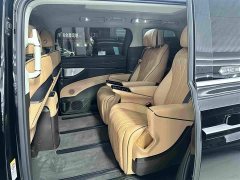 Denza D9 DM-i 980 Four-Wheel Drive Premium - ფოტო 12
