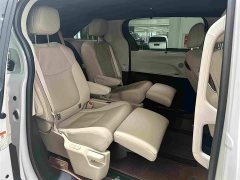 Toyota Grevias 2.5L Hybrid Premium Plus Edition - ფოტო 15