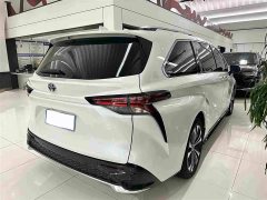Toyota Grevias 2.5L Hybrid Premium Plus Edition - ფოტო 18
