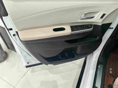 Toyota Grevias 2.5L Hybrid Premium Plus Edition - ფოტო 6
