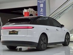 Li Auto i6 Two-Wheel Drive Standard - ფოტო 17