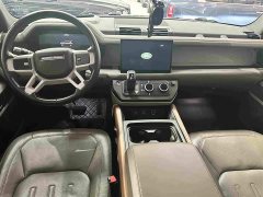 Land Rover Defender 110 P400 Dark Edition - ფოტო 13