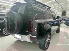 Land Rover Defender 110 P400 Dark Edition - ფოტო 18