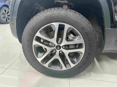 Land Rover Defender 110 P400 Dark Edition - ფოტო 4
