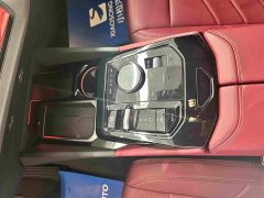 BMW 5 Series 530Li Premier M Sport Package - ფოტო 11