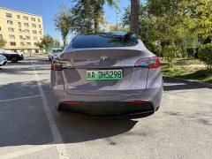 Tesla Model Y Standard Range RWD - ფოტო 4