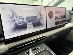 Voyah Lantu Dreamchaser PHEV AWD Flagship Kunpeng Edition - ფოტო 17