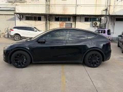 Tesla Model Y Long Range All-Wheel Drive - ფოტო 3