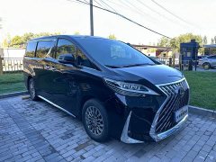 Lexus LM 300h 7-Seater Elegant Edition - ფოტო 3