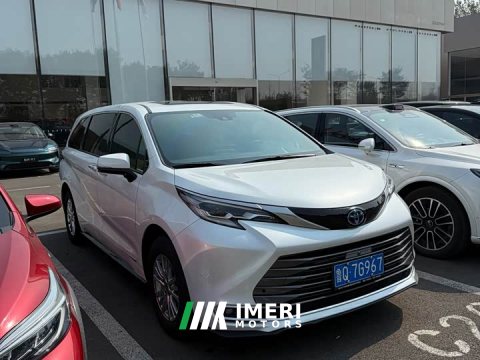 2022 Toyota Sienna 2.5L Hybrid Luxury - ავტომობილი ჩინეთიდან