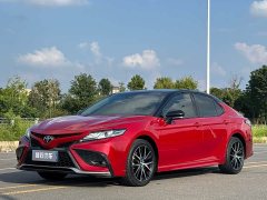Toyota Camry 2.5S Sharp Edition - ფოტო 1