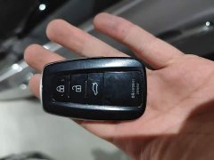 Toyota Avalon 2.5L Touring Premium Sport Edition - ფოტო 10