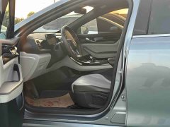 BYD Qin PLUS Glory Edition DM-i 55KM Leading - ფოტო 6