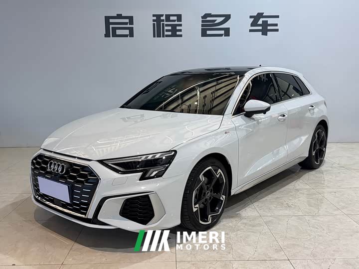 Audi A3 Sportback 35 TFSI Luxury Sport - car from China