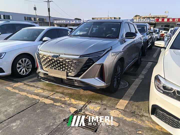 Changan Oushan Z6 Blue Whale 1.5T DCT Smart Navigation Edition - car from China