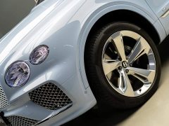 Bentley Bentayga 4.0T V8 - фото 3