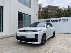 Li Auto L7 Pro Smart Refresh Edition - ფოტო 1