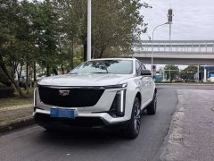 Cadillac XT5 2.0T Luxury - ფოტო 1