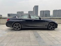 BMW 3 Series 325i M Sport Package - фото 2