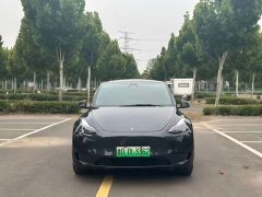 Tesla Model Y Rear-Wheel Drive - ფოტო 1