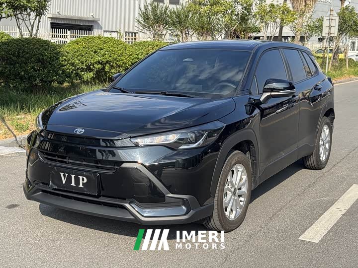 Toyota Frontlander 2.0L CVT Comfort Plus Edition - car from China
