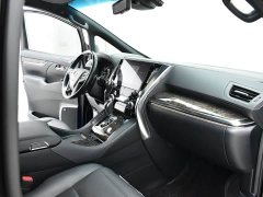 Toyota Vellfire Crown Hybrid 2.5L HV Premium Edition - фото 13