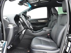 Toyota Vellfire Crown Hybrid 2.5L HV Premium Edition - фото 17
