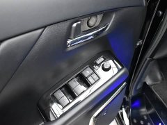 Toyota Vellfire Crown Hybrid 2.5L HV Premium Edition - фото 19
