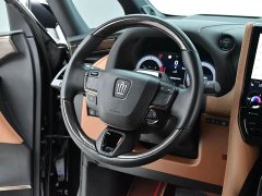 Toyota Vellfire Crown Hybrid 2.5L Executive Premier Edition - photo 8