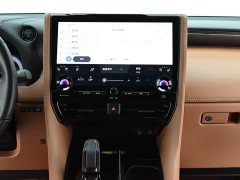 Toyota Vellfire Crown Hybrid 2.5L Executive Premier Edition - photo 9