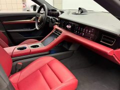 Porsche Taycan - ფოტო 13