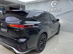 Toyota Crown Venza 2.0T AWD Dynamic Edition - фото 17