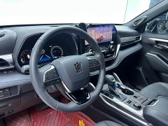Toyota Crown Venza 2.0T AWD Dynamic Edition - фото 8
