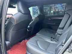 Toyota Crown Venza 2.0T AWD Dynamic Edition - фото 9