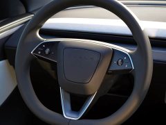 Tesla Model Y L Long Range AWD - ფოტო 7