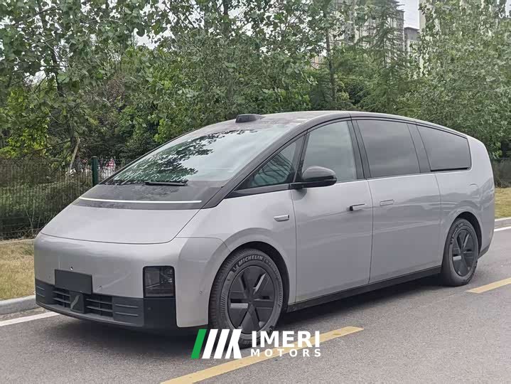 Li Auto Li Xiang MEGA Ultra - ავტომობილი ჩინეთიდან
