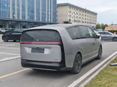 Li Auto Li Xiang MEGA Ultra - ფოტო 10