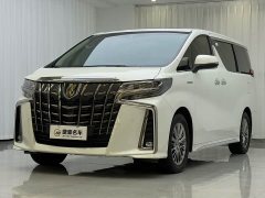 Toyota Alphard Hybrid 2.5L Premium Gold Edition - фото 2