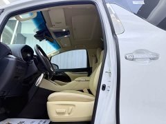 Toyota Alphard Hybrid 2.5L Premium Gold Edition - фото 4