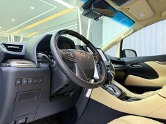 Toyota Alphard Hybrid 2.5L Premium Gold Edition - фото 5