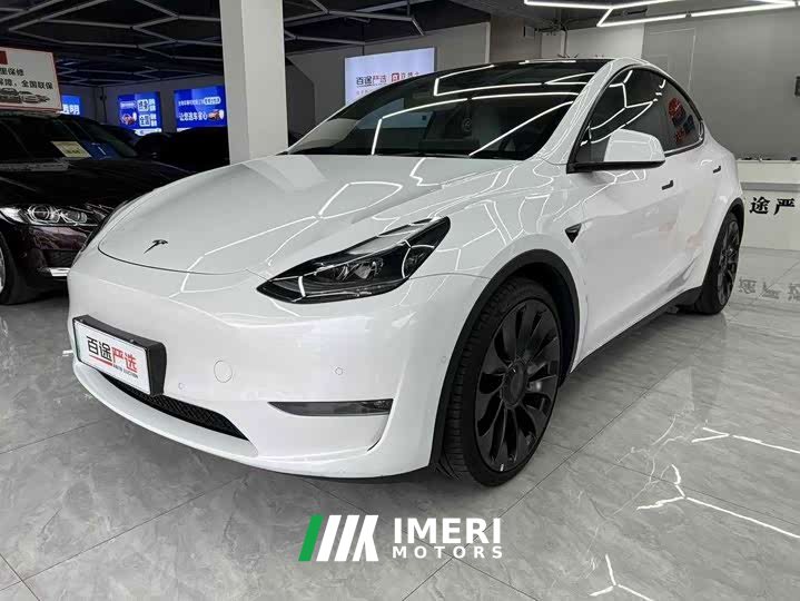 Tesla Model Y Performance All-Wheel Drive - ავტომობილი ჩინეთიდან