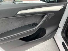Tesla Model Y Performance All-Wheel Drive - ფოტო 2